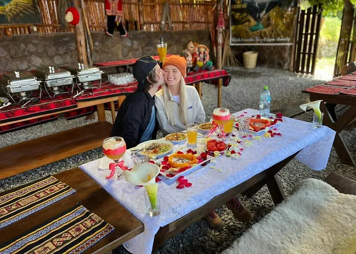 Sarawasi Hostel-restaurant Holiday home Mollepata